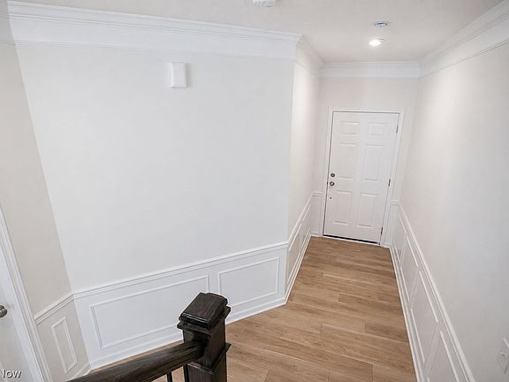 4th image of 27849 Birchwood Ct