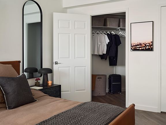 4th image of 33 Hudson St #W1201