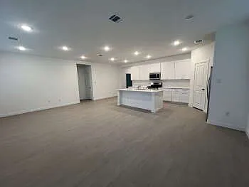8908 San Carlos — Photo 3