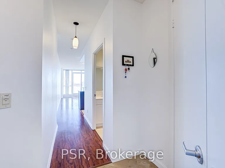 218 Queens Quay W #1506 — Photo 3