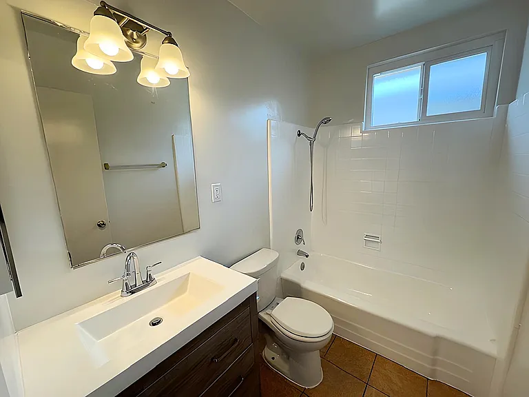 2024 S Garth Ave #6 — Photo 12