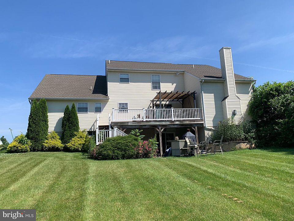 2nd image of 56 Edmonds Dr