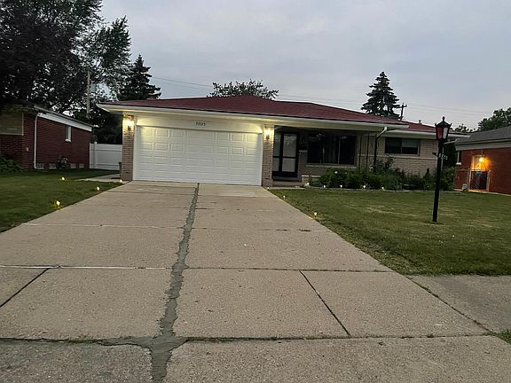 2nd image of 33315 Mina Dr #1