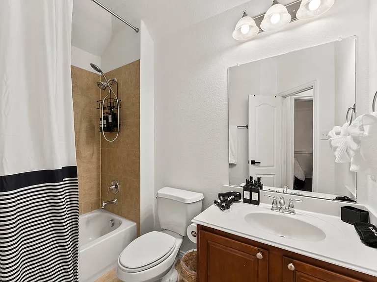 1478 Cambridge Dr — Photo 18