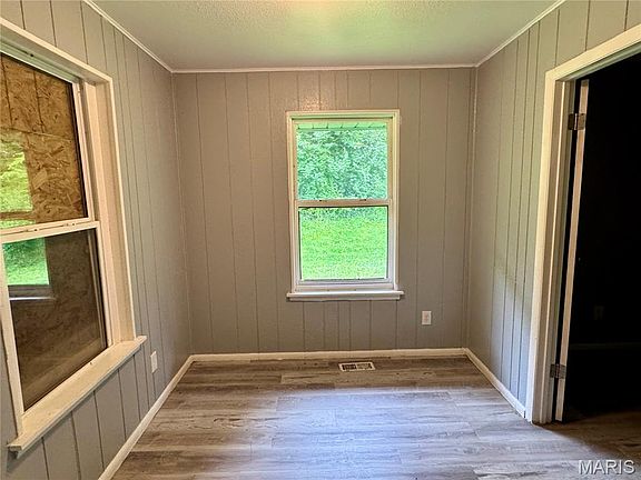 2nd image of 10870 Spring Garden Dr