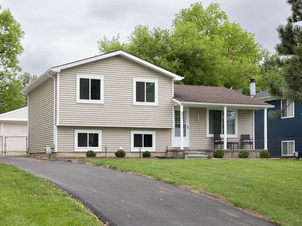 692 Woodingham Ave, Waterford, MI 48328