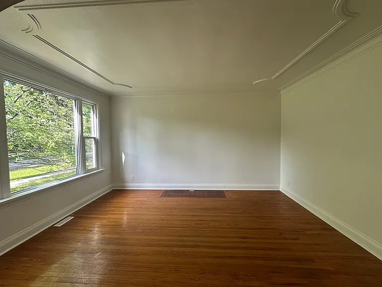 796 Dudley Ave #796 — Photo 7