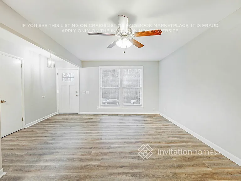 691 Frankfort Dr — Photo 4