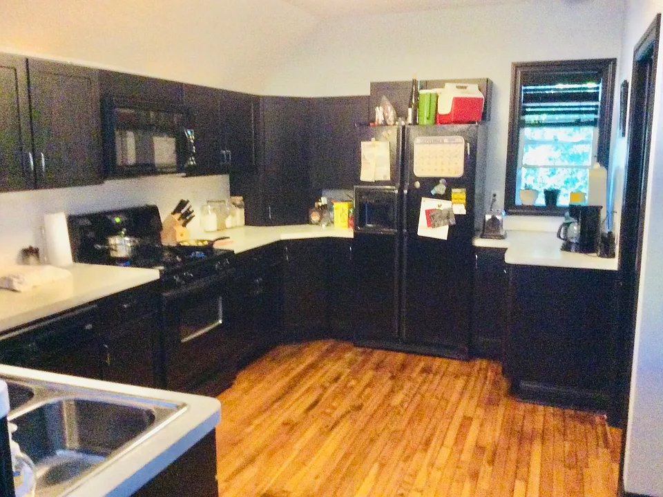 290 Banfil St #2