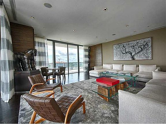 3rd image of 800 S Pointe Dr APT 1201