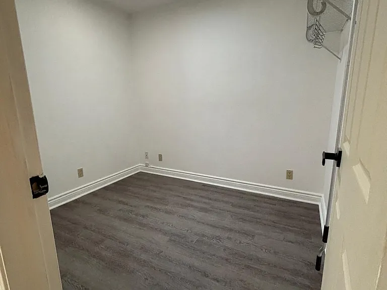 2828 Danforth Ave #2 — Photo 4