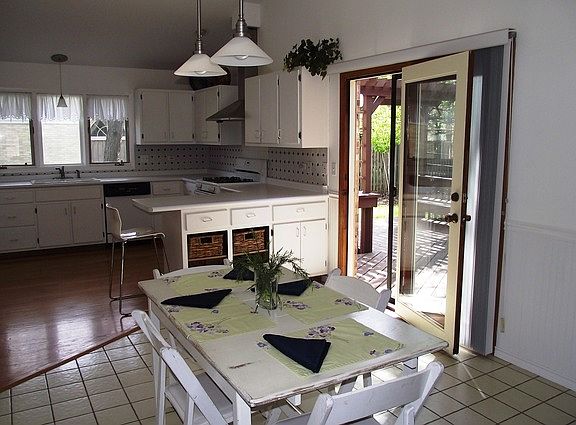 4th image of 1409 Eagle Vista Dr