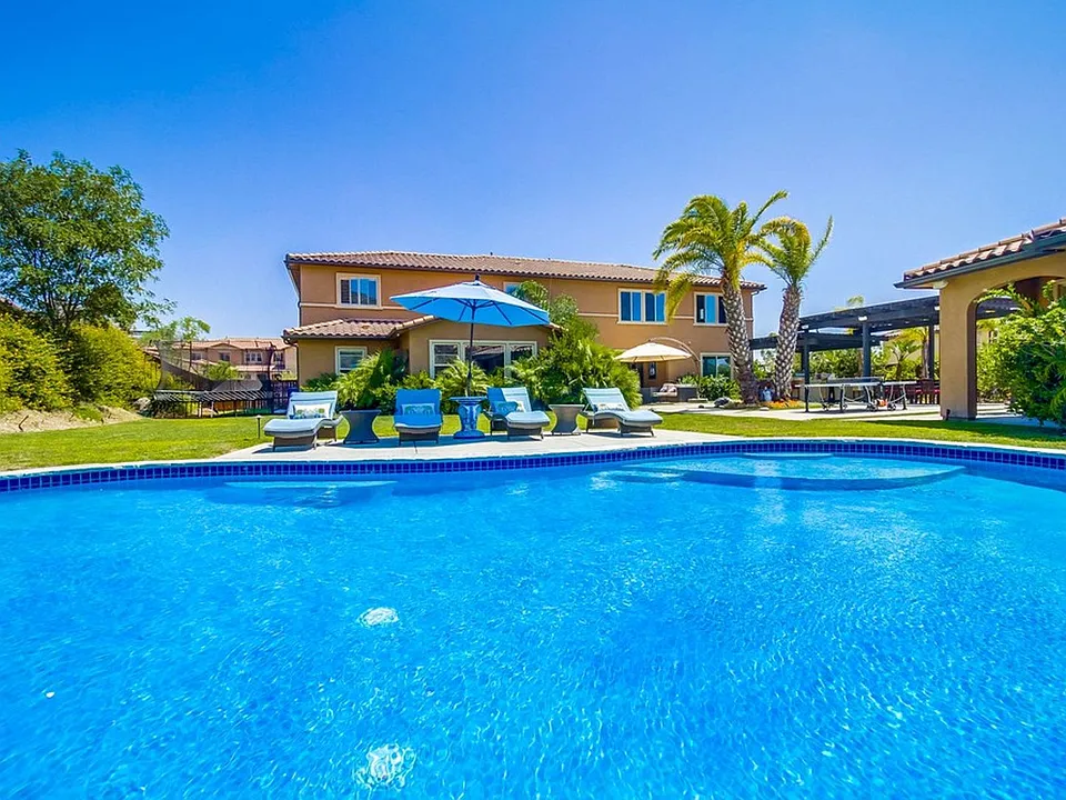 408 Coastal Hills Dr