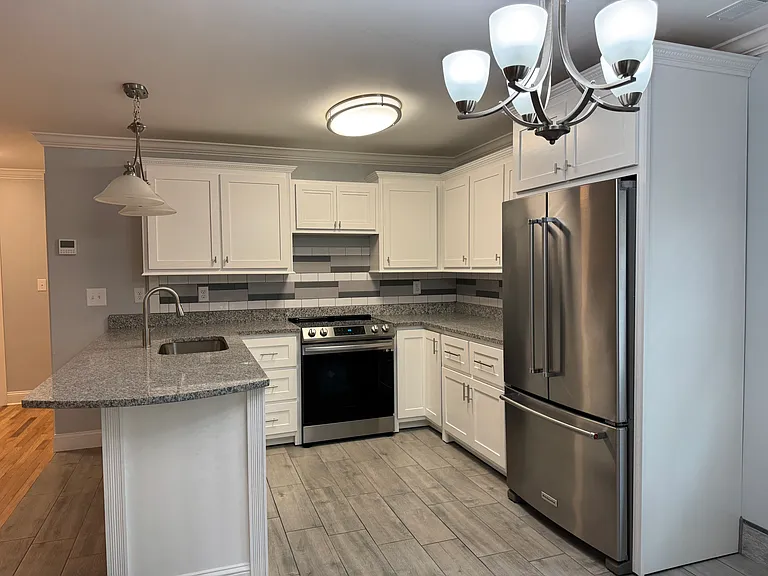 415B Jones Dr — Photo 5