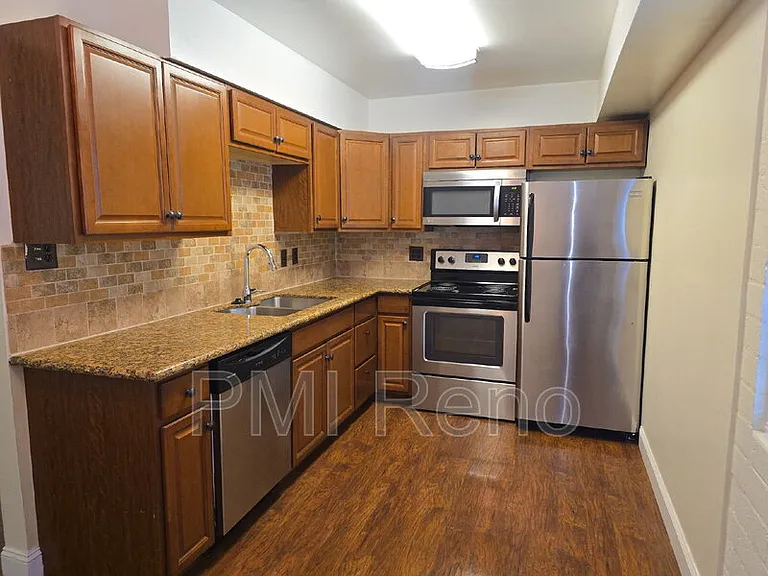 780 Lander St #2 — Photo 7