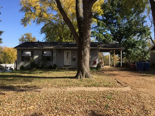 5362 Ville Angela Ln, Hazelwood, MO 63042