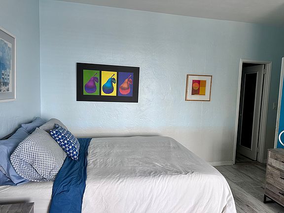 4th image of 255 W 24th St APT 207
