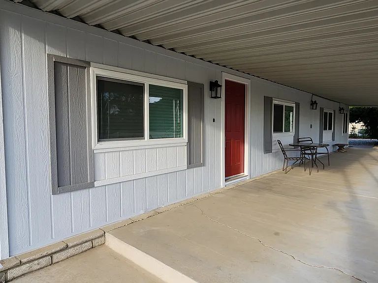 Rosedale Dr — Photo 29
