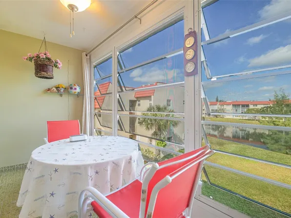 3051 Sunrise Lakes Drive #302, Fort Lauderdale, FL 33322