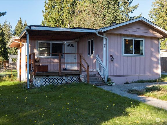 4th image of 1021 124th Place NW