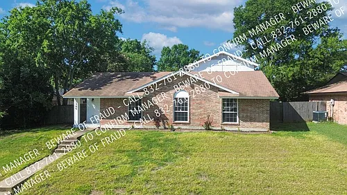 1745 Crystal Way Photo 1