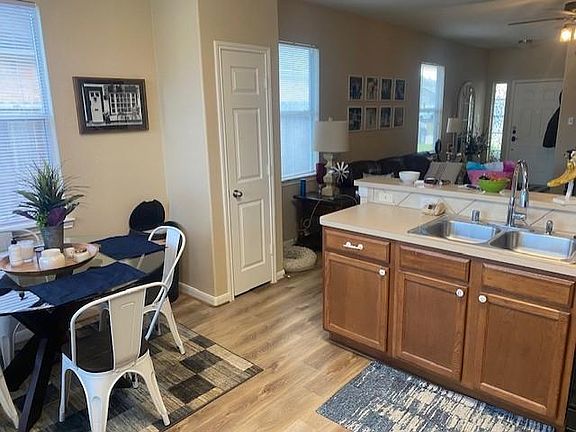 4th image of 12707 Spruce Cir