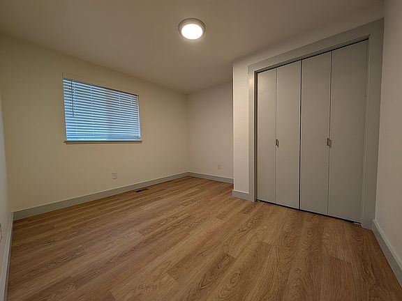 4th image of 16021 E Broad Ave