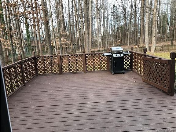 2nd image of 7922 Saddleview Ct #125