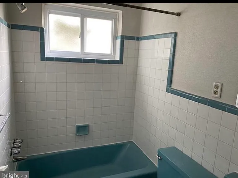 7913 Fillmore St #2 — Photo 4