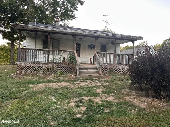 5 Hart Terrace, Clarksville, NY 12041