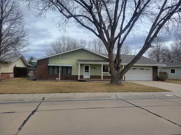 1121 S Emory Ave, North Platte, NE 69101