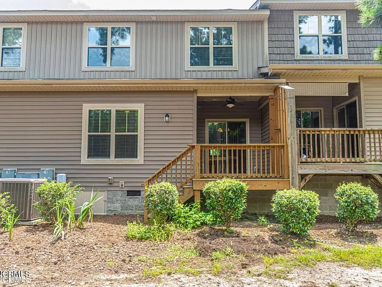14 Cypress Cir — Photo 37