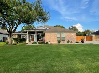 4404 Pinehurst Dr, Taylor, TX 76574