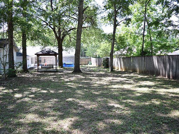 5th image of 3450 Semmes Woods Dr