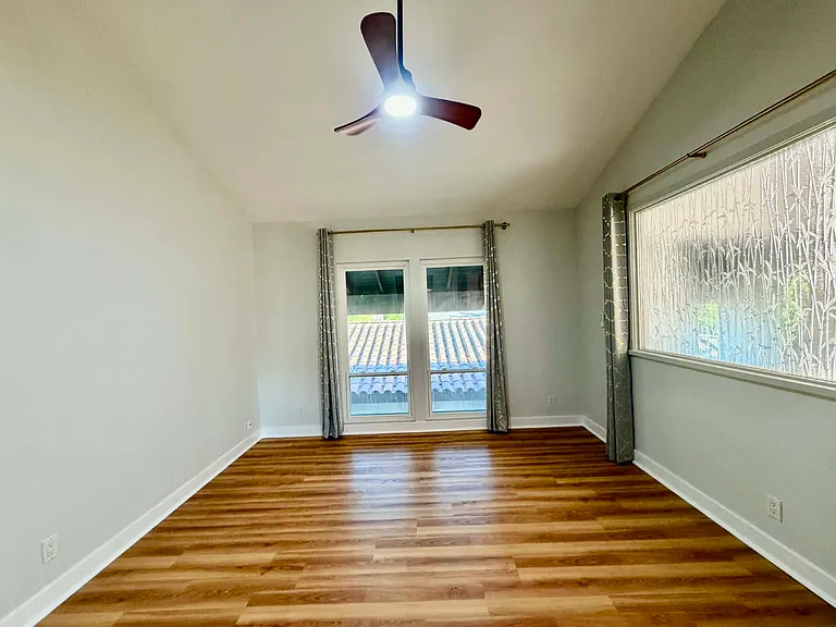W Terrylynn Pl — Photo 12