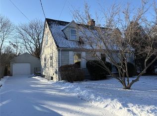 10 Jesse Davis Ln, Barrington, RI 02806
