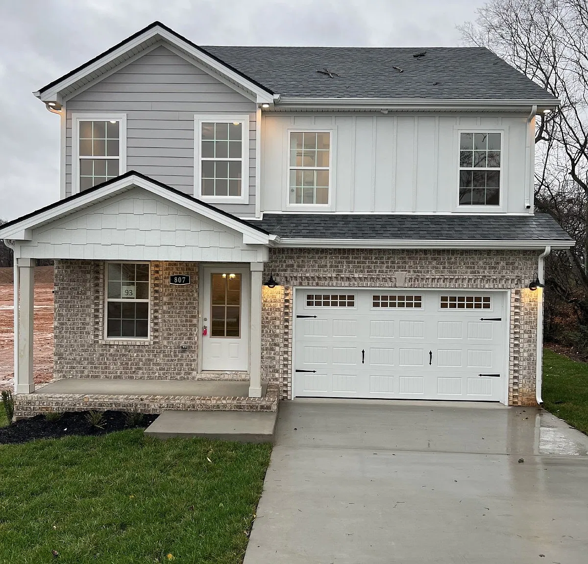3 bed, 2.5 bath, 1595 sqft, $1,950 — Photo 1