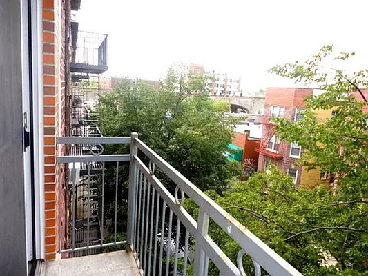 Rented by Merit Group & Associates | media 25