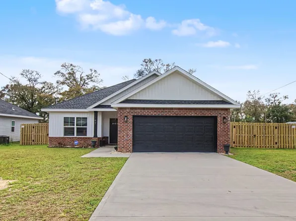 197 W 1st Ave, Crestview, FL 32536