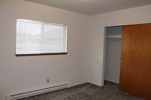 5th image of 1501 N Glen Dr APT 3