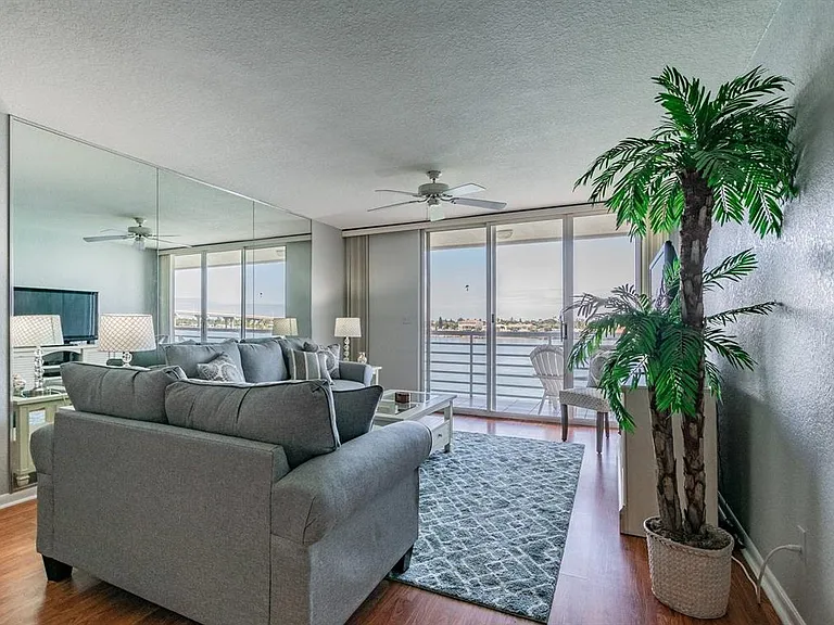 6085 Bahia Del Mar Cir #468 — Photo 13