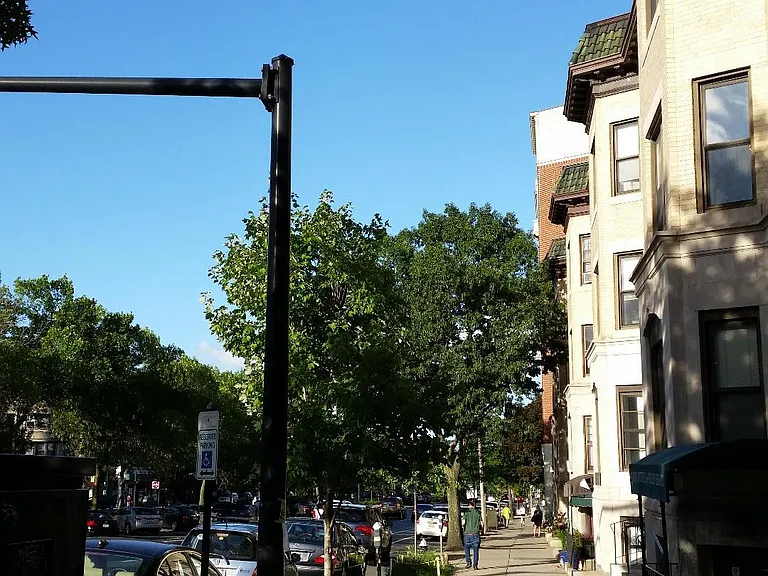1417 Beacon St #9 — Photo 31
