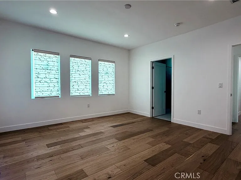 423 S Citrus Ave — Photo 17