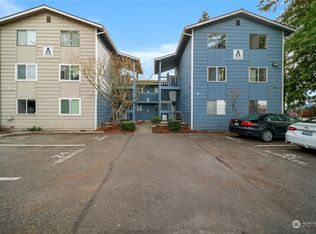 3302 I St NE APT A102, Auburn, WA 98002