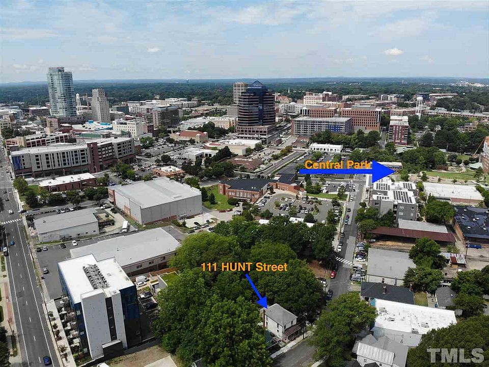 2nd image of 111 Hunt St