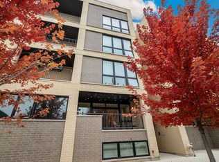 2404 W Moffat St #1, Chicago, IL 60647