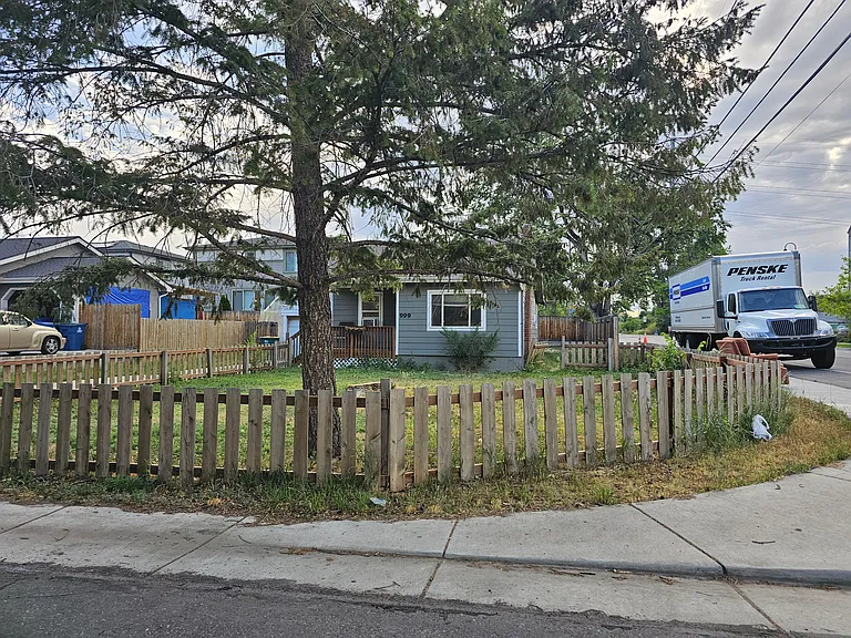 999 Depew St — Photo 12