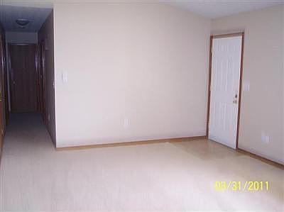 4th image of 9 Marty Ln