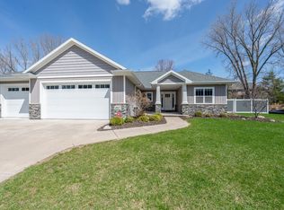 2517 Remington Rd, Green Bay, WI 54302