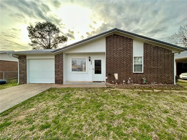 206 Roberts Loop, Roland, OK 74954